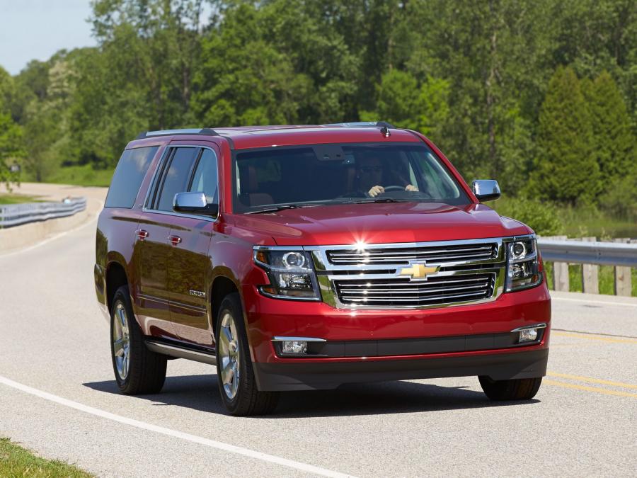  Chevrolet Suburban LTZ 2015 года  (фото 12 из 27)